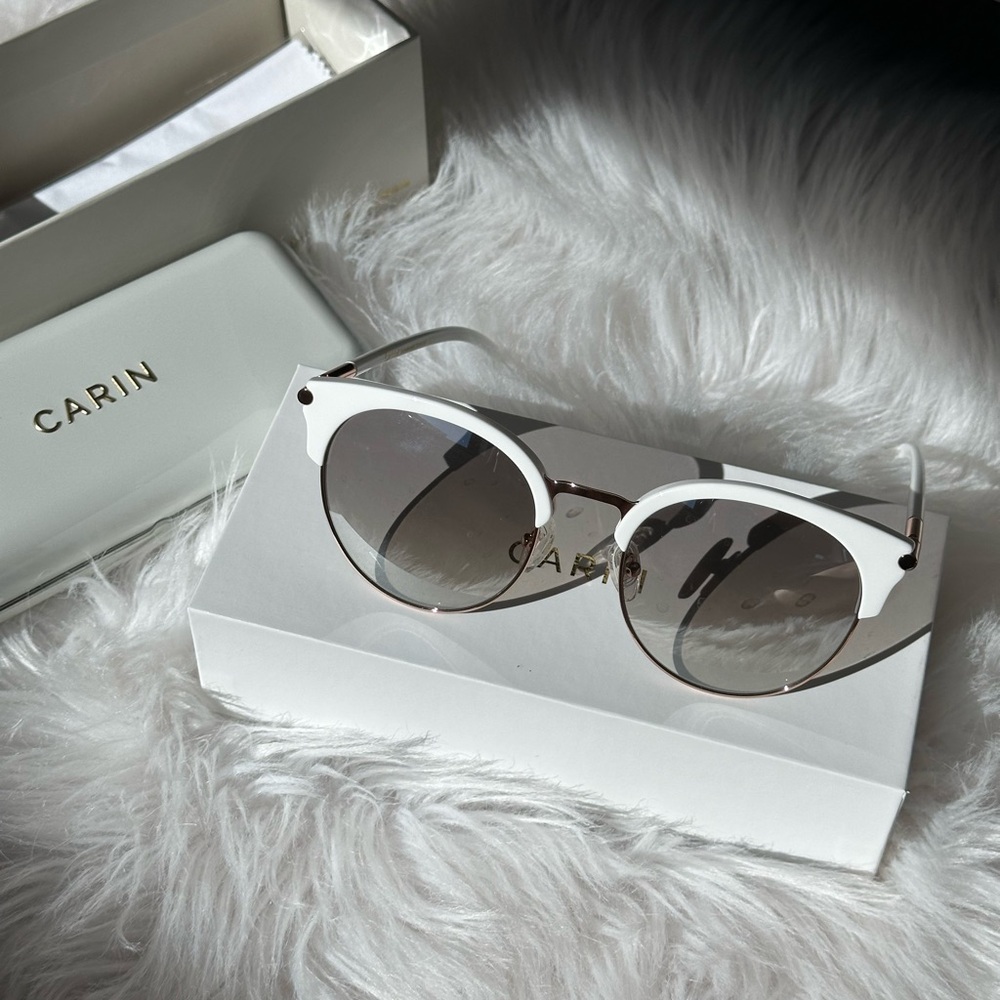 Carin White Sunglasses (Almost New Condition)